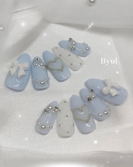 Baby Blue Heart Pearl Press-On Nails